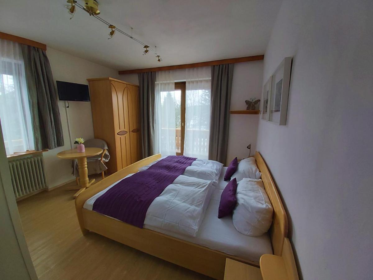 סיבודן B&B Pension Karlsdorfer Hof מראה חיצוני תמונה